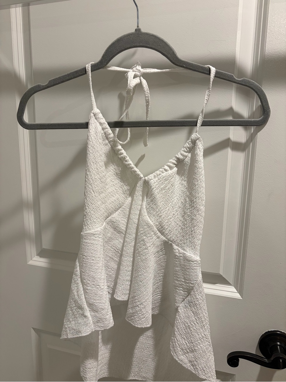 SHEIN White Textured Halter Peplum Cami